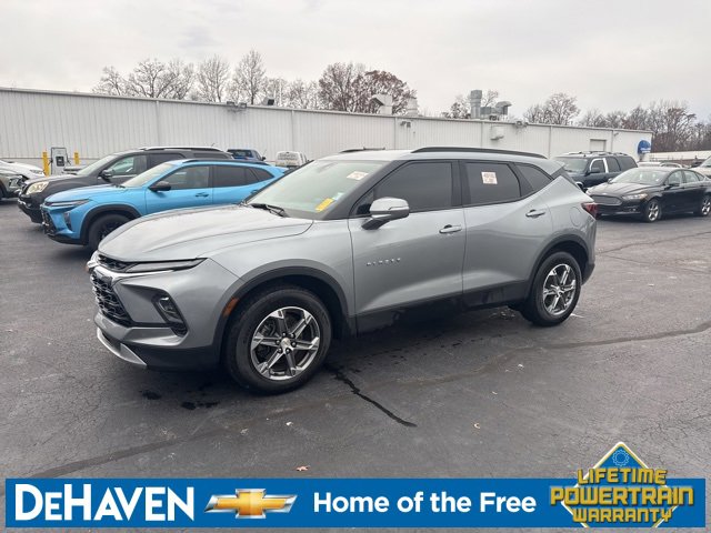 2024 Chevrolet Blazer 3LT photo 2