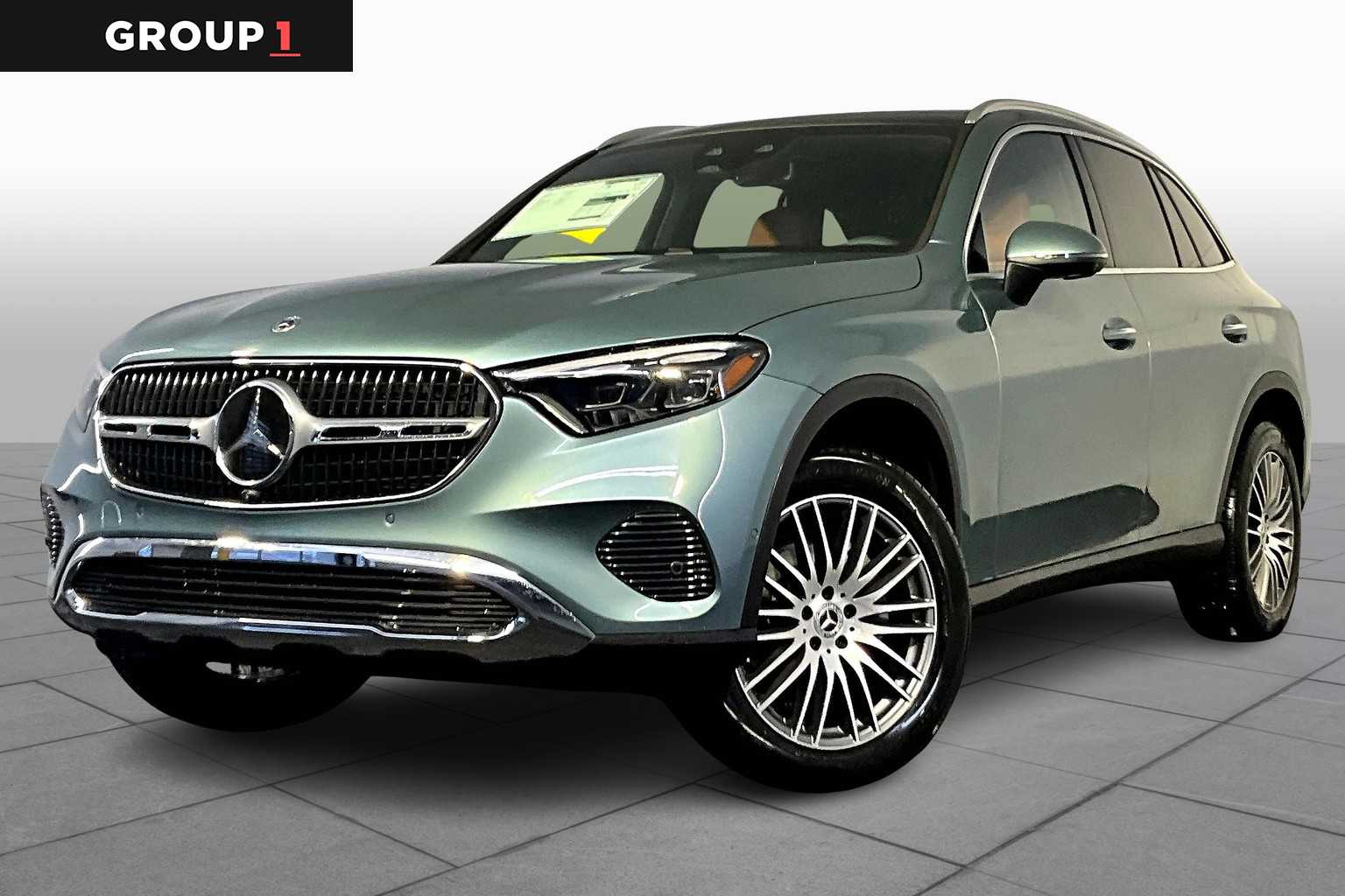2026 Mercedes-Benz GLC Base's photo