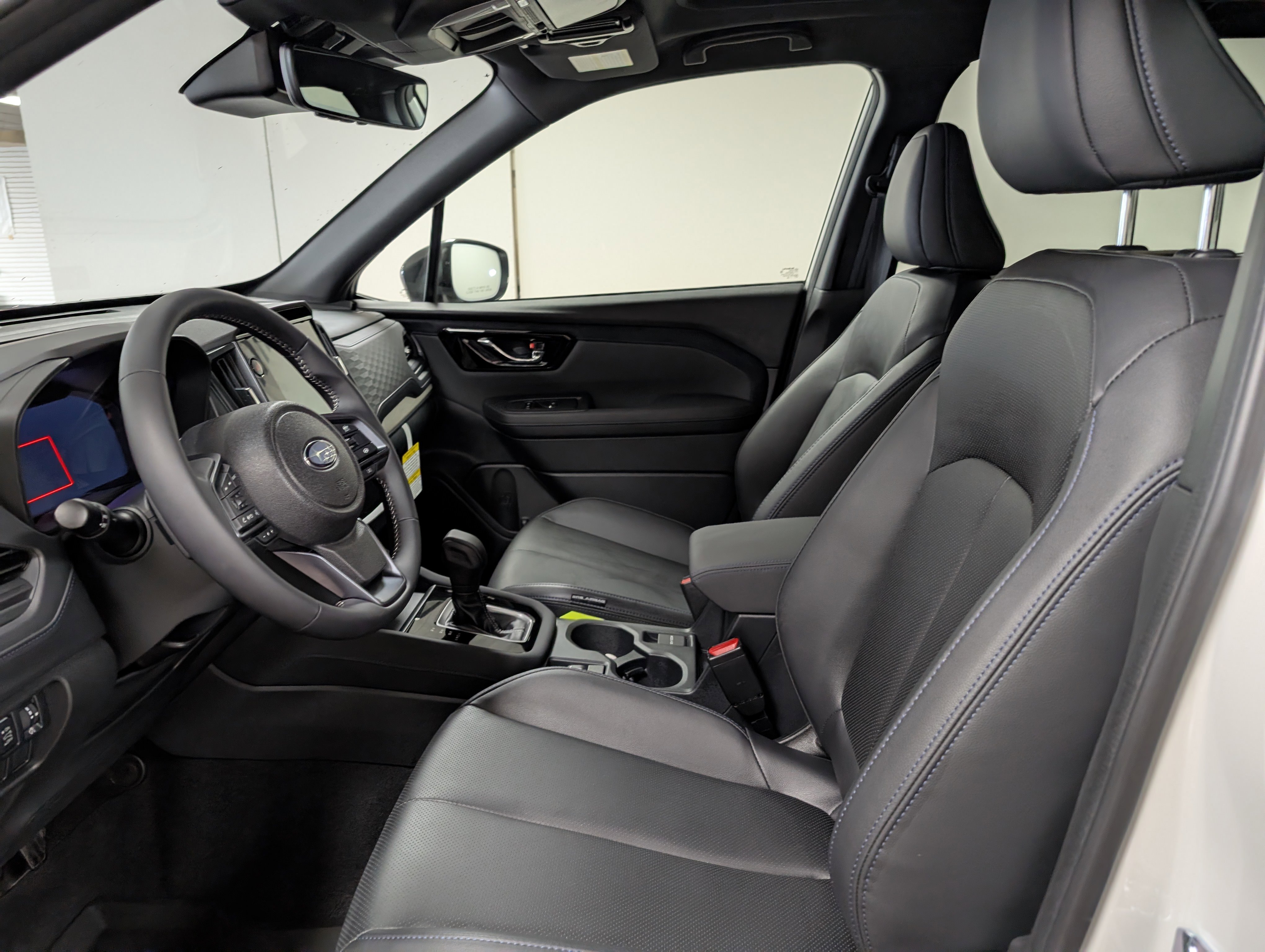 2025 Subaru Forester Limited photo 2