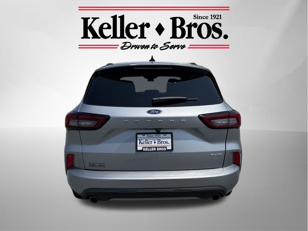 2023 Ford Escape ST-Line photo 5