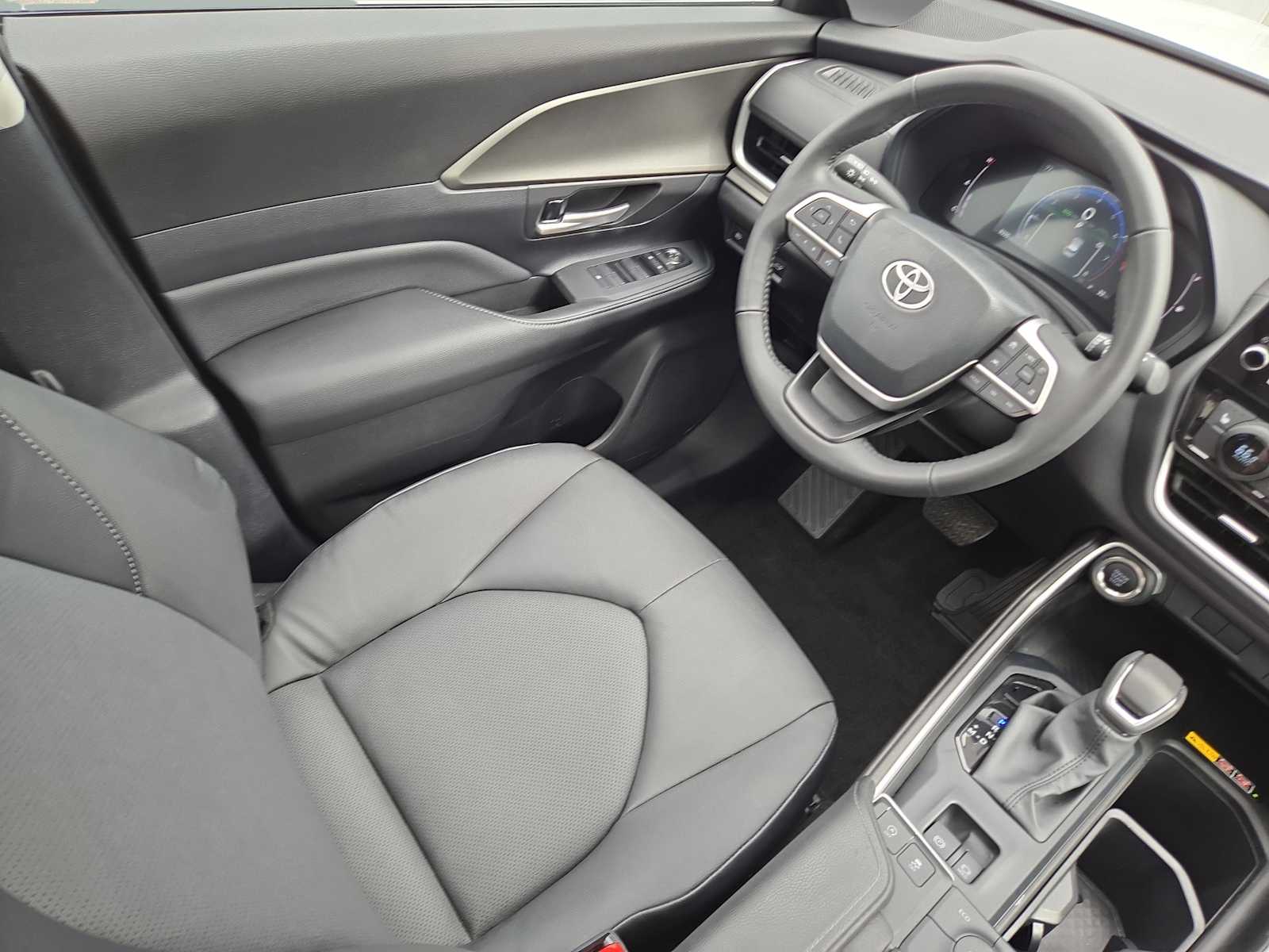 2025 Toyota Grand Highlander XLE photo 17