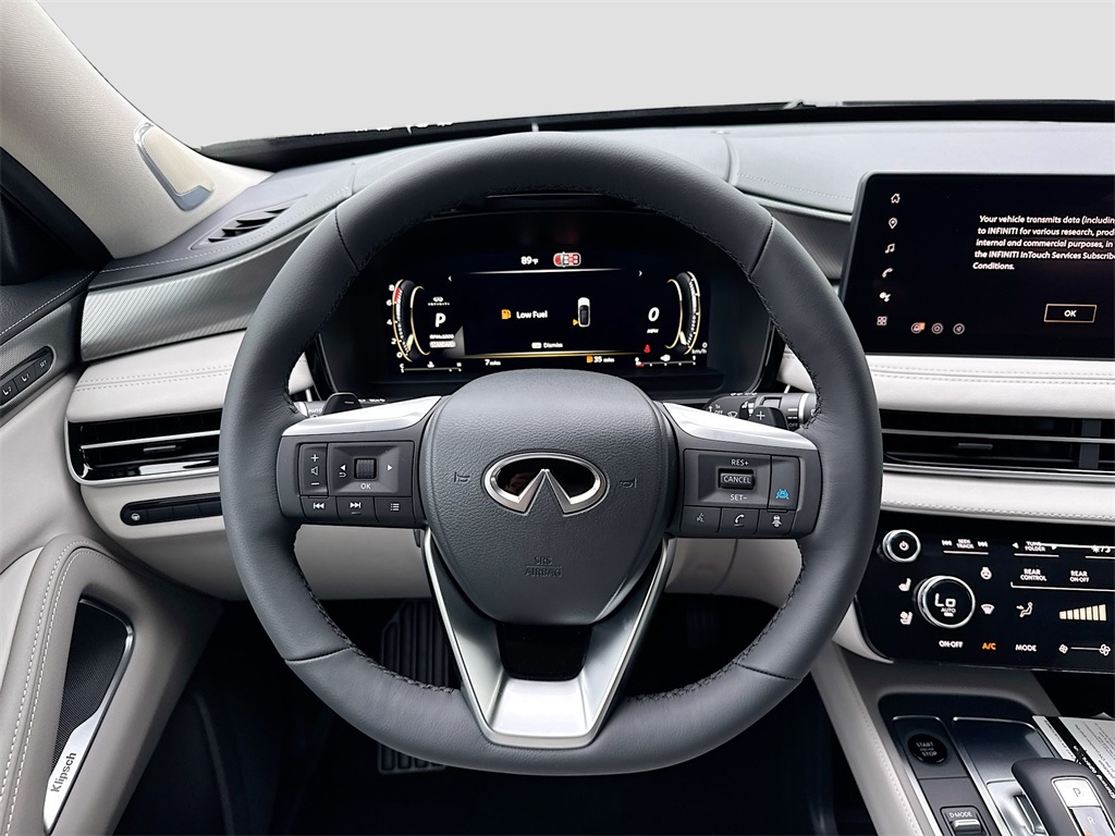 2026 Infiniti QX60 Luxe photo 11