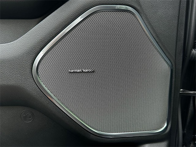 2026 Ram 1500 Laramie photo 12