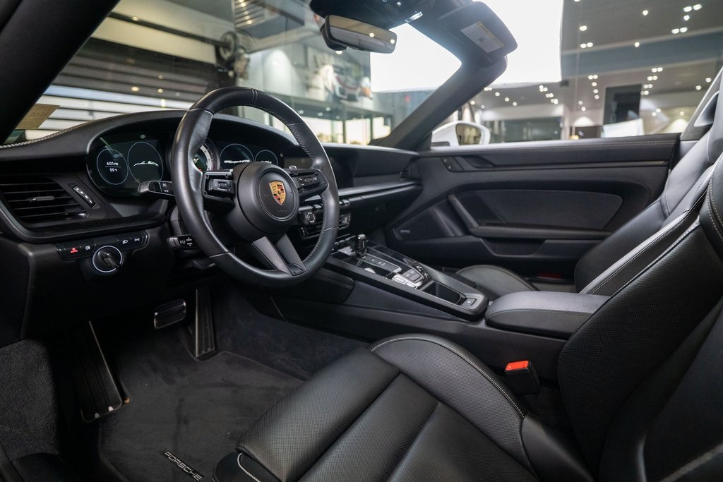 2023 Porsche 911 GTS