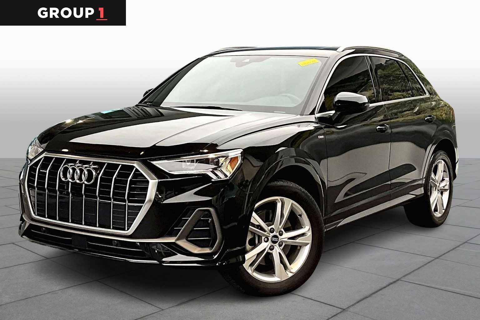 2023 Audi Q3 S Line Premium's photo