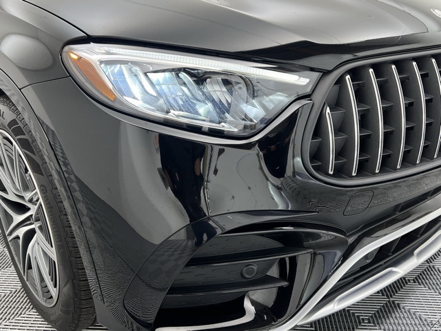2024 Mercedes Benz GLC 43 AMG 4MATIC photo 4