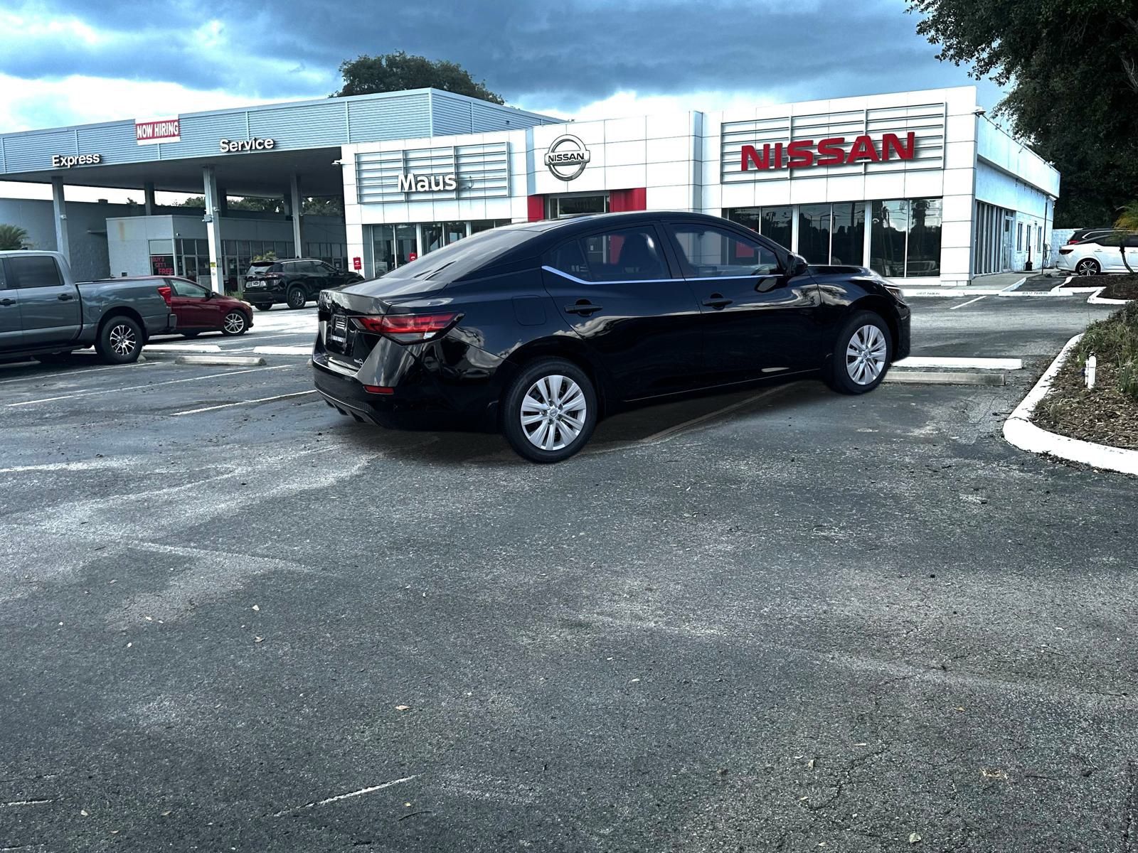 2025 Nissan Sentra S photo 2