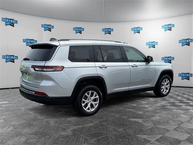 2022 Jeep Grand Cherokee Limited photo 4