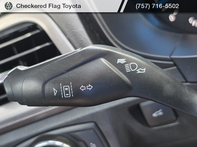 2020 Ford Fusion S photo 25