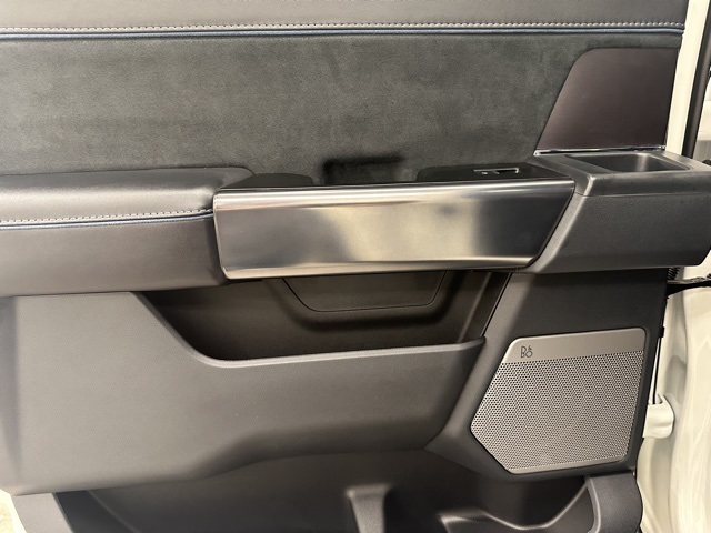 2025 Ford F-150 Platinum photo 23