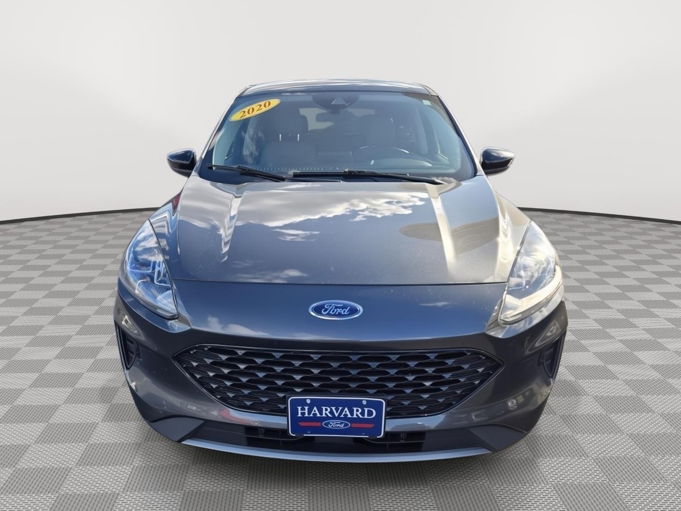 2020 Ford Escape Hybrid SE Sport photo 2