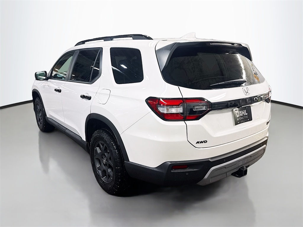 2025 Honda Pilot TrailSport photo 4
