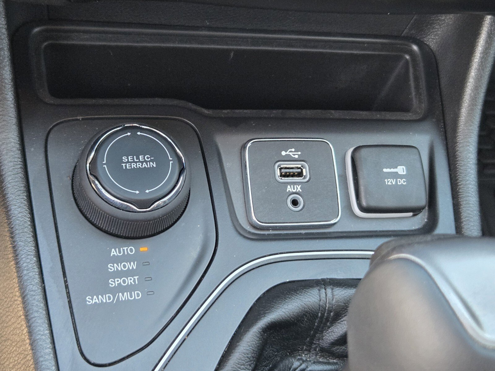 2019 Jeep Cherokee Latitude photo 25