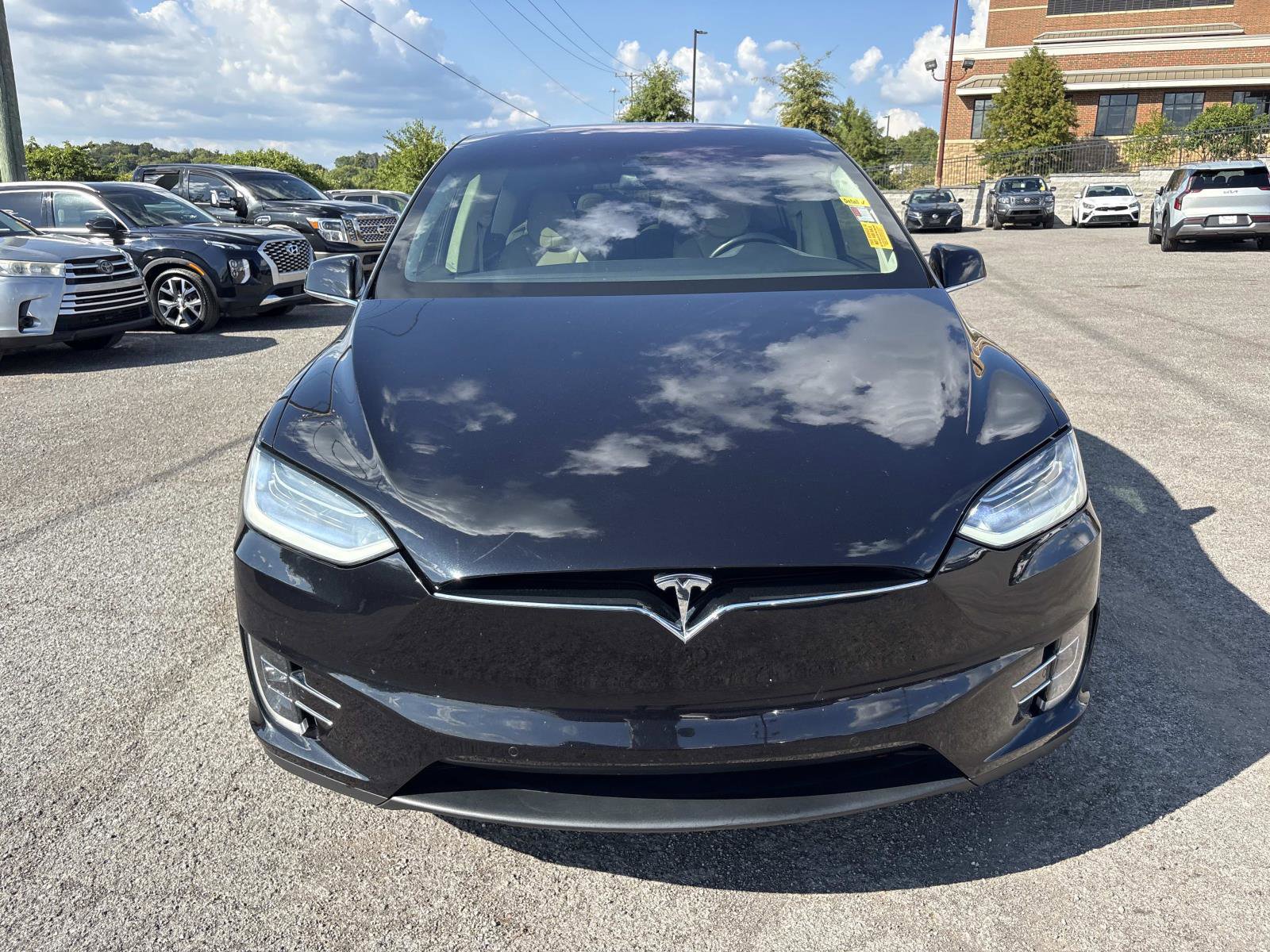2016 Tesla Model X 90D photo 2