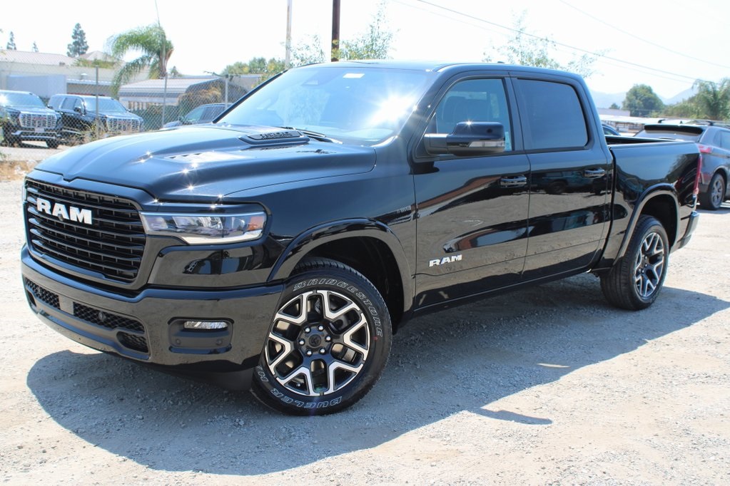 2026 RAM Ram 1500 Pickup Laramie's photo
