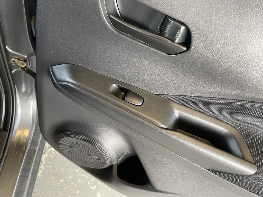 2024 Nissan Kicks S photo 20