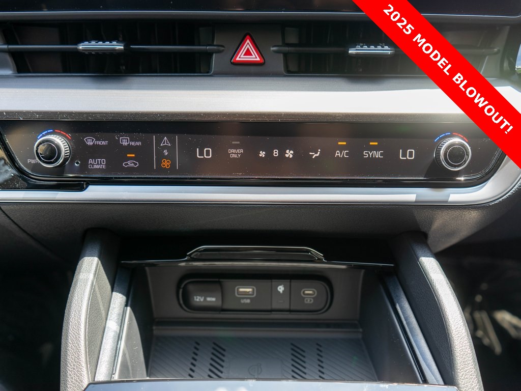 2025 Kia Sportage Hybrid EX photo 21