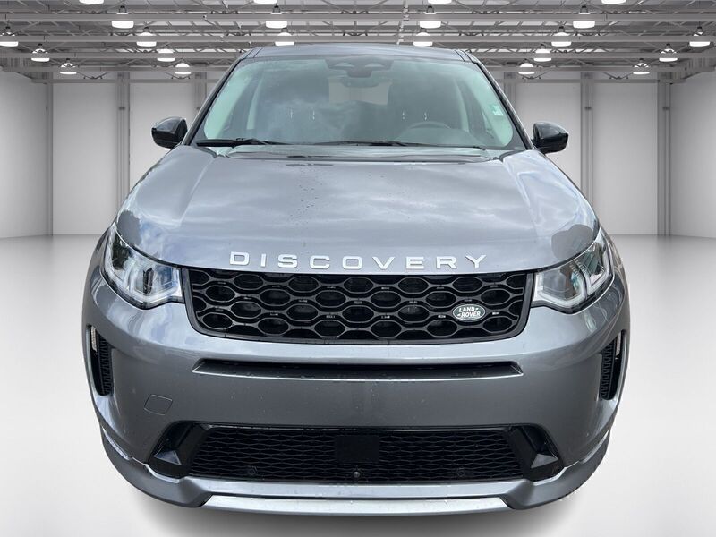 2025 Land Rover Discovery Sport S photo 2