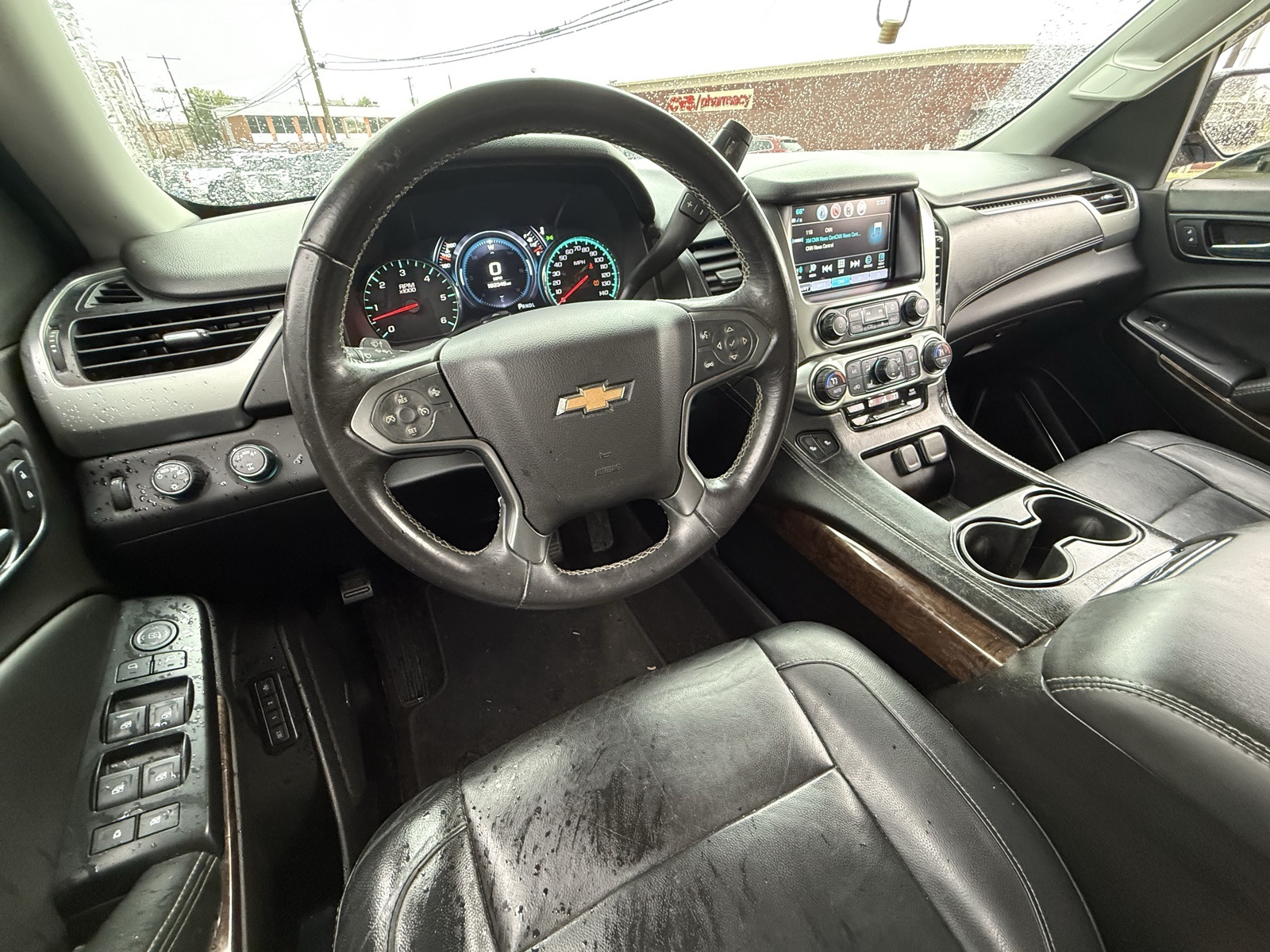 2017 Chevrolet Tahoe LT photo 12