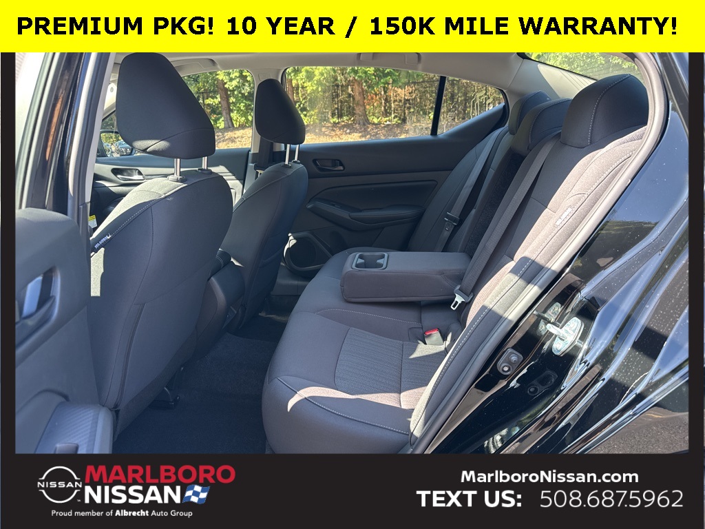 2025 Nissan Altima SV photo 14