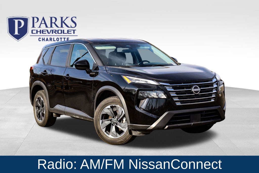 2024 Nissan Rogue SV's photo