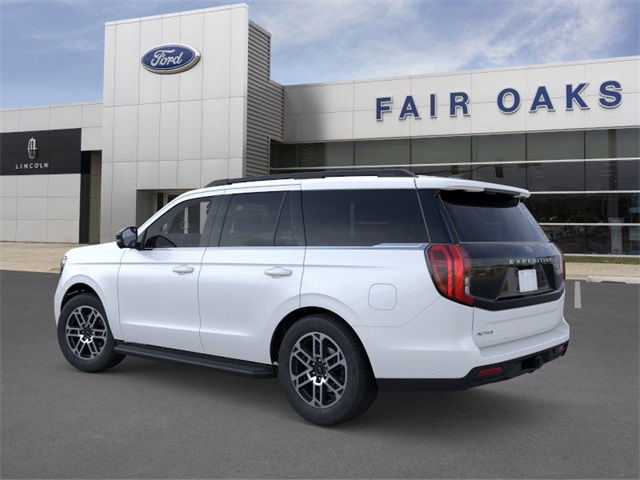 2025 Ford Expedition photo 2