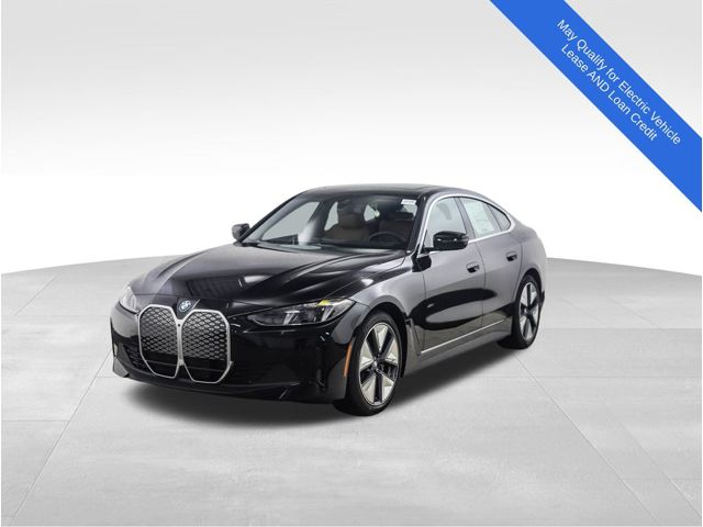 2025 BMW i4 40's photo