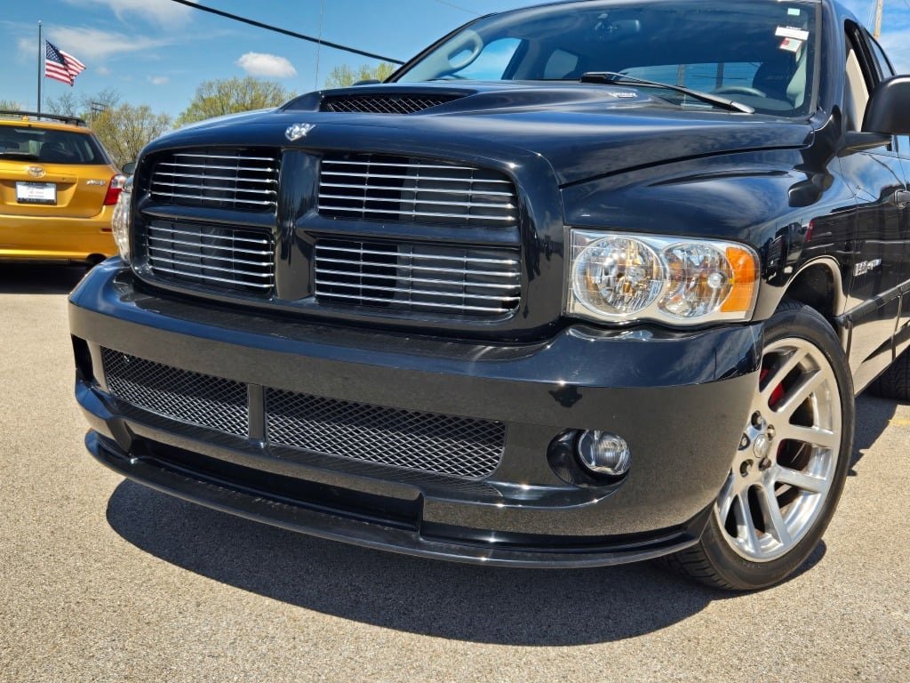 2005 Dodge Ram photo 2