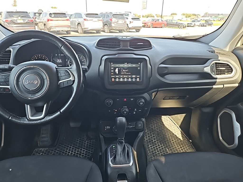 2019 Jeep Renegade Latitude photo 21