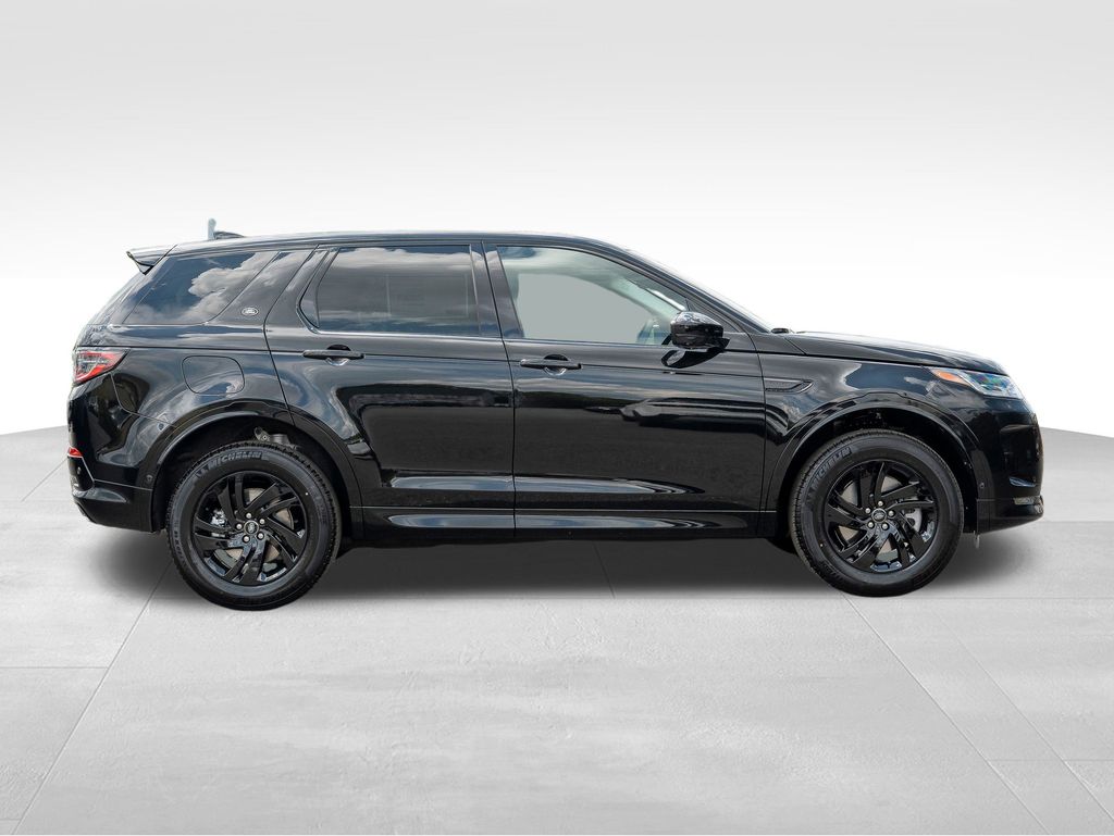 2025 Land Rover Discovery Sport S photo 5