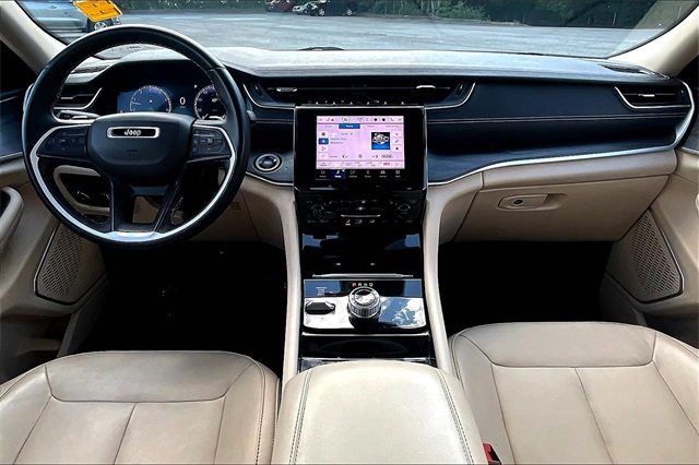 2022 Jeep Grand Cherokee Limited photo 7