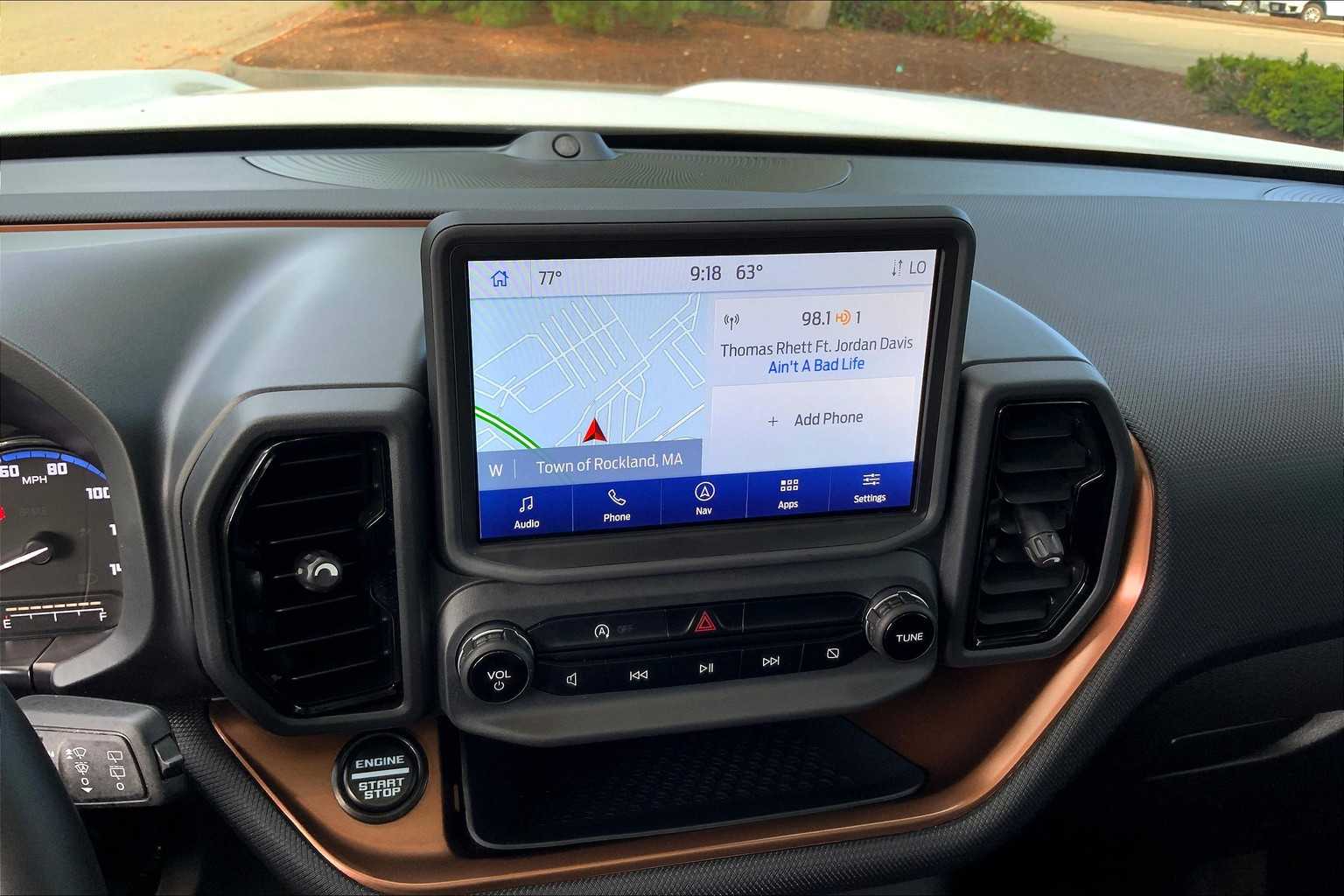 2024 Ford Bronco Sport Outer Banks photo 27