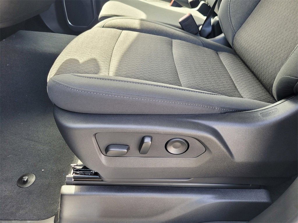 2026 Chevrolet Silverado 1500 RST photo 13
