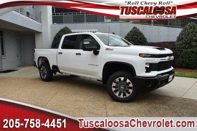 2025 Chevrolet Silverado 2500HD Custom's photo