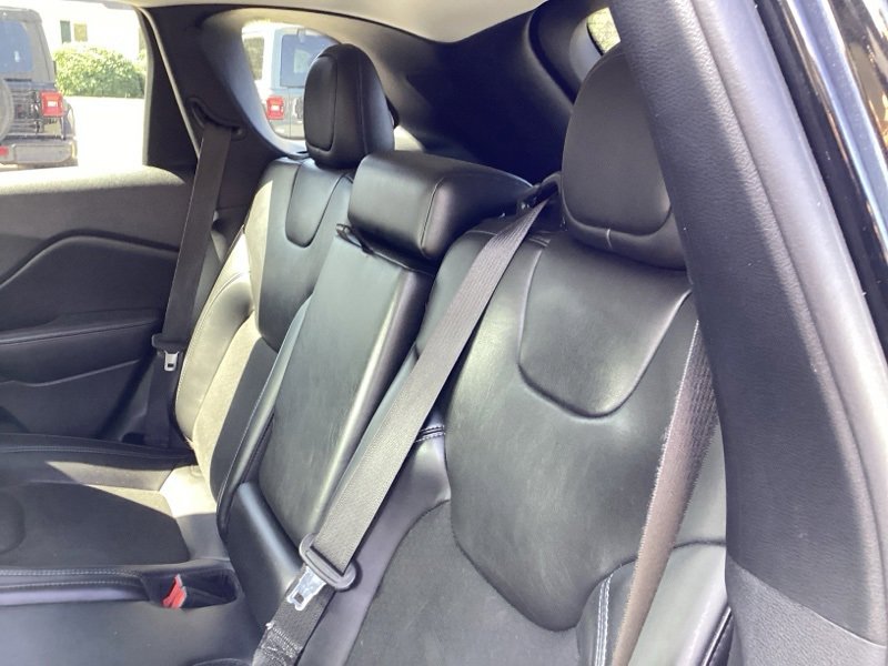 2020 Jeep Cherokee Altitude photo 9