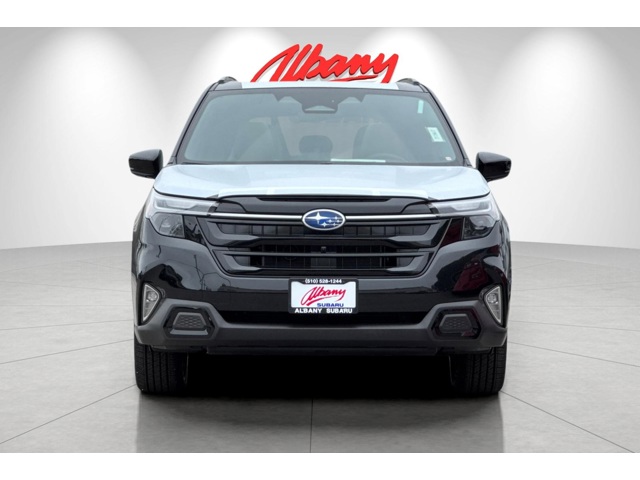 2025 Subaru Forester Touring photo 4
