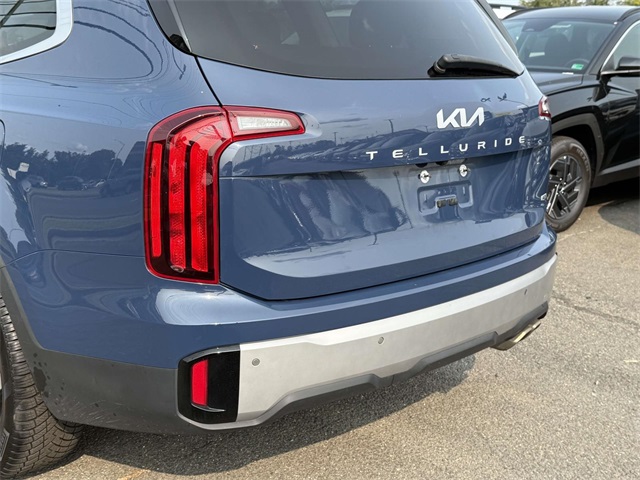 2023 Kia Telluride S photo 9