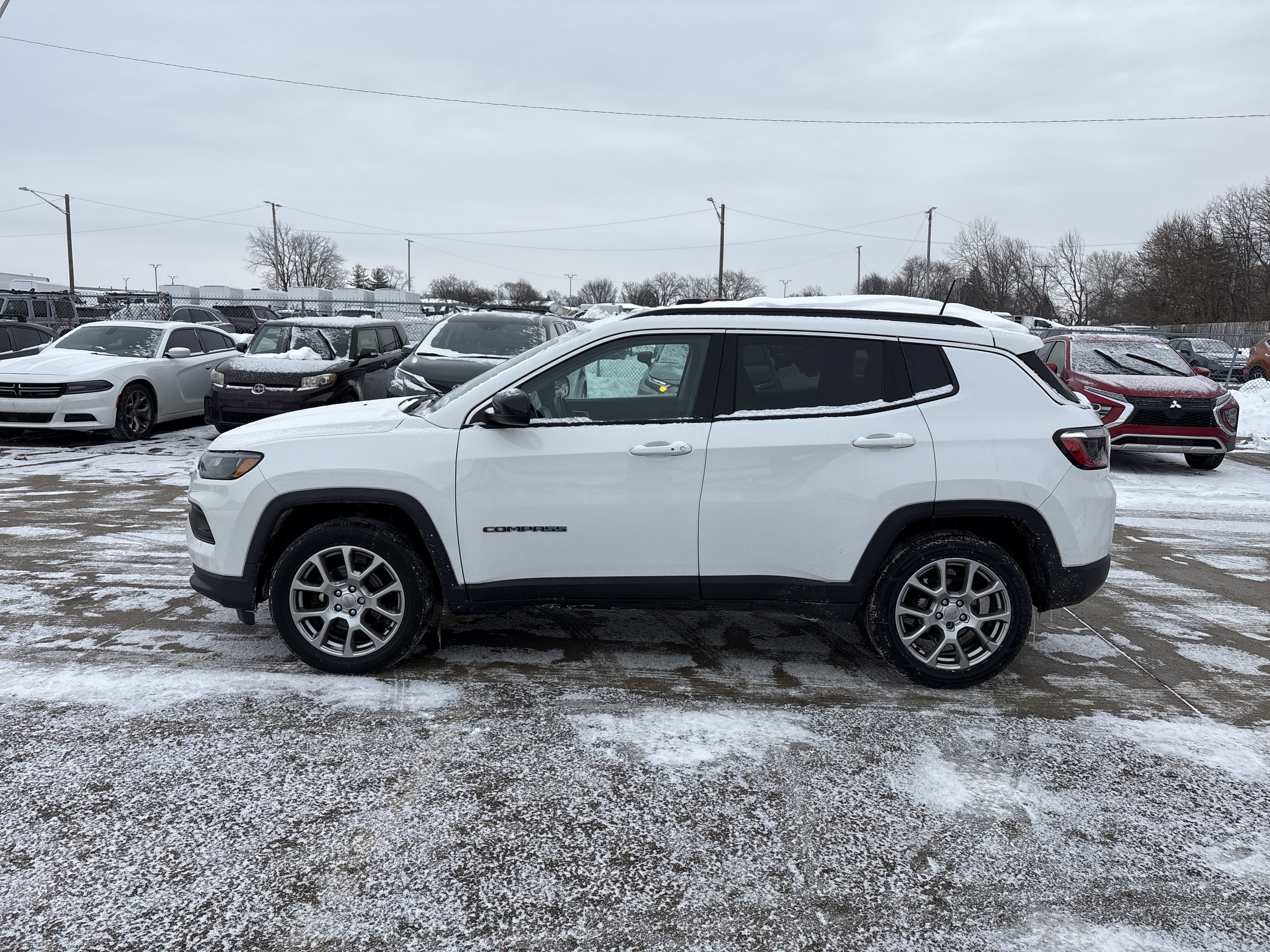 2022 Jeep Compass Latitude Lux