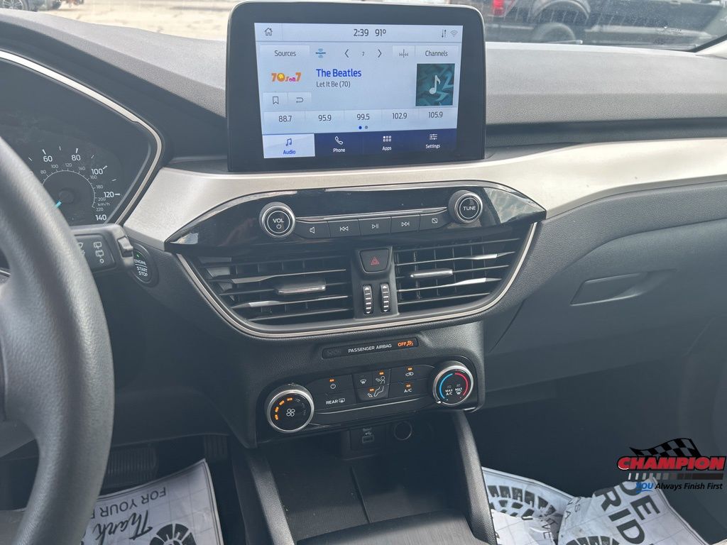 2022 Ford Escape SE photo 13