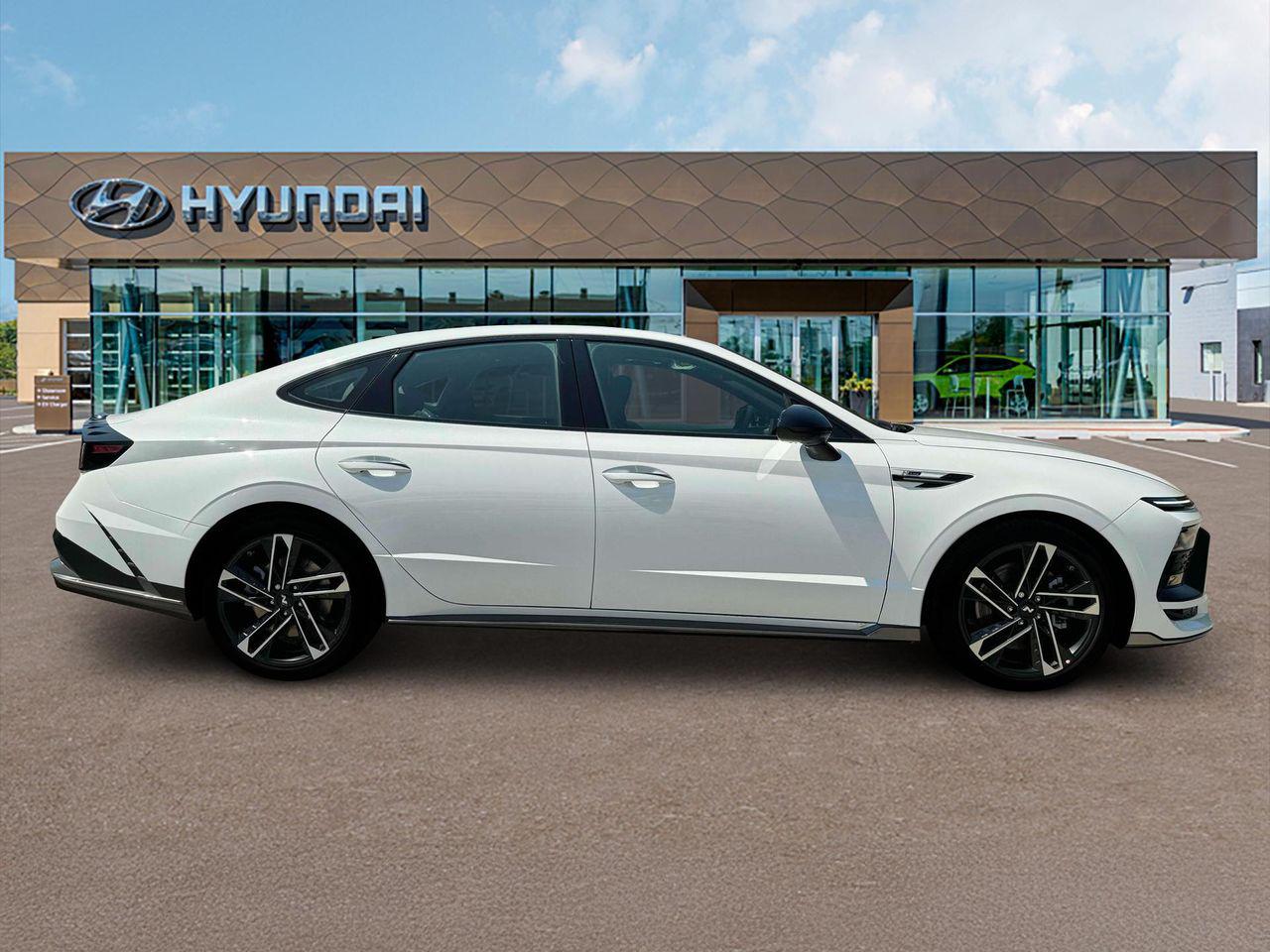 2025 Hyundai Sonata N Line photo 9