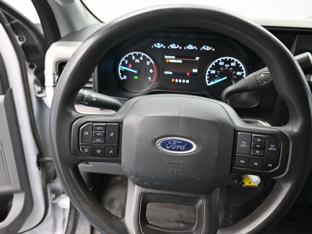2023 Ford F-250 photo 3