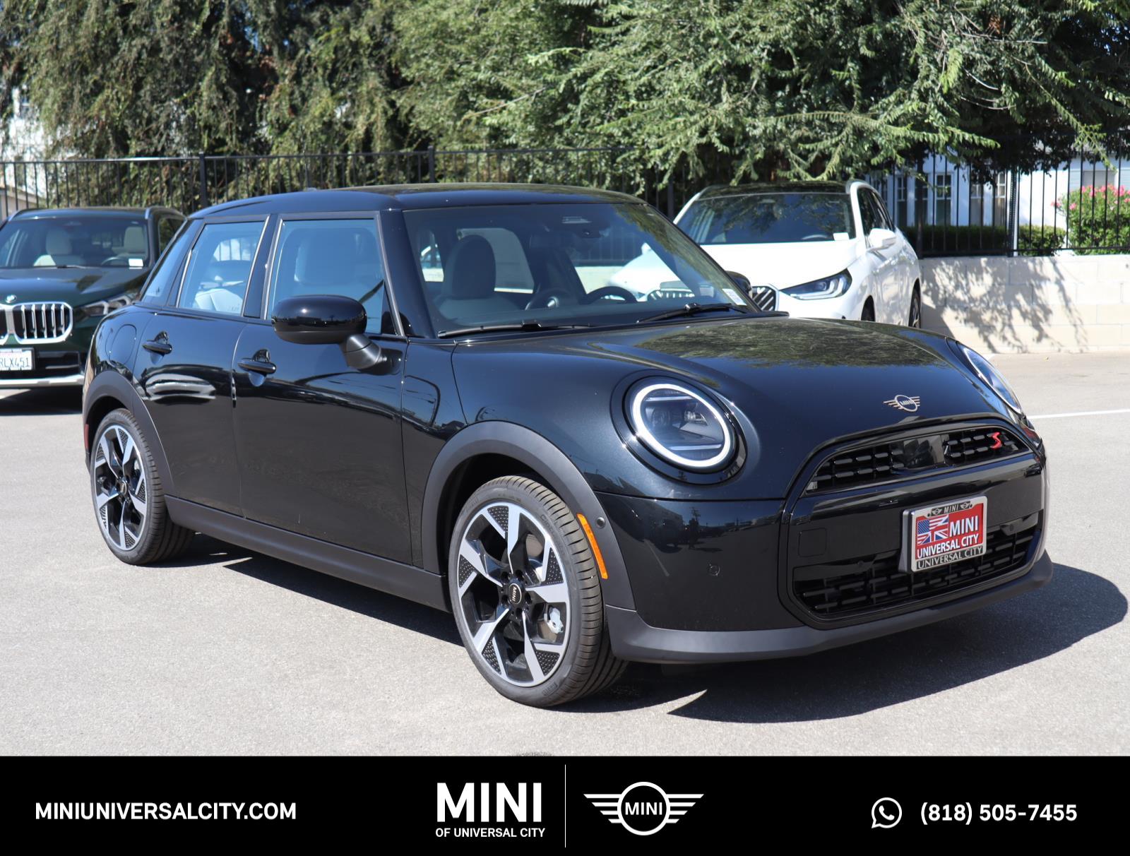 2026 MINI Hardtop 4 Door S's photo