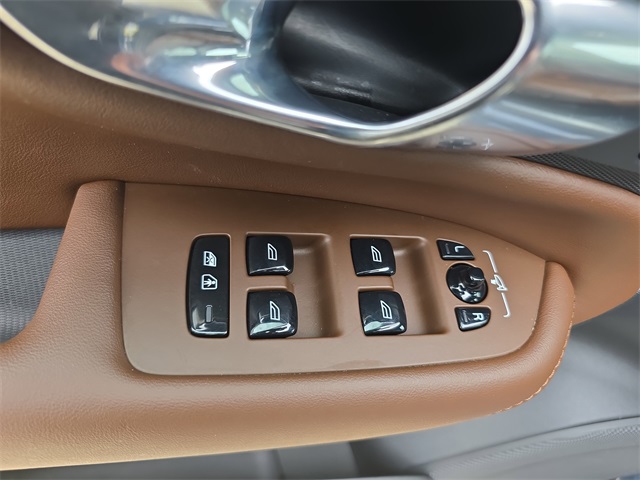 2023 Volvo XC90 Ultimate AWD photo 28