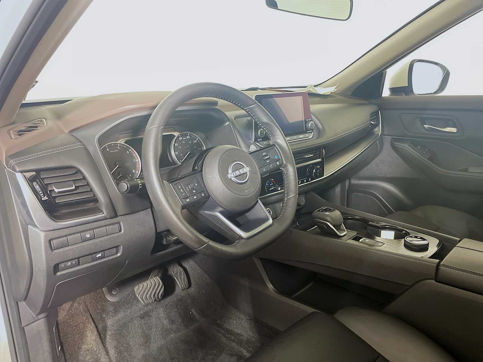 2022 Nissan Rogue SV photo 7