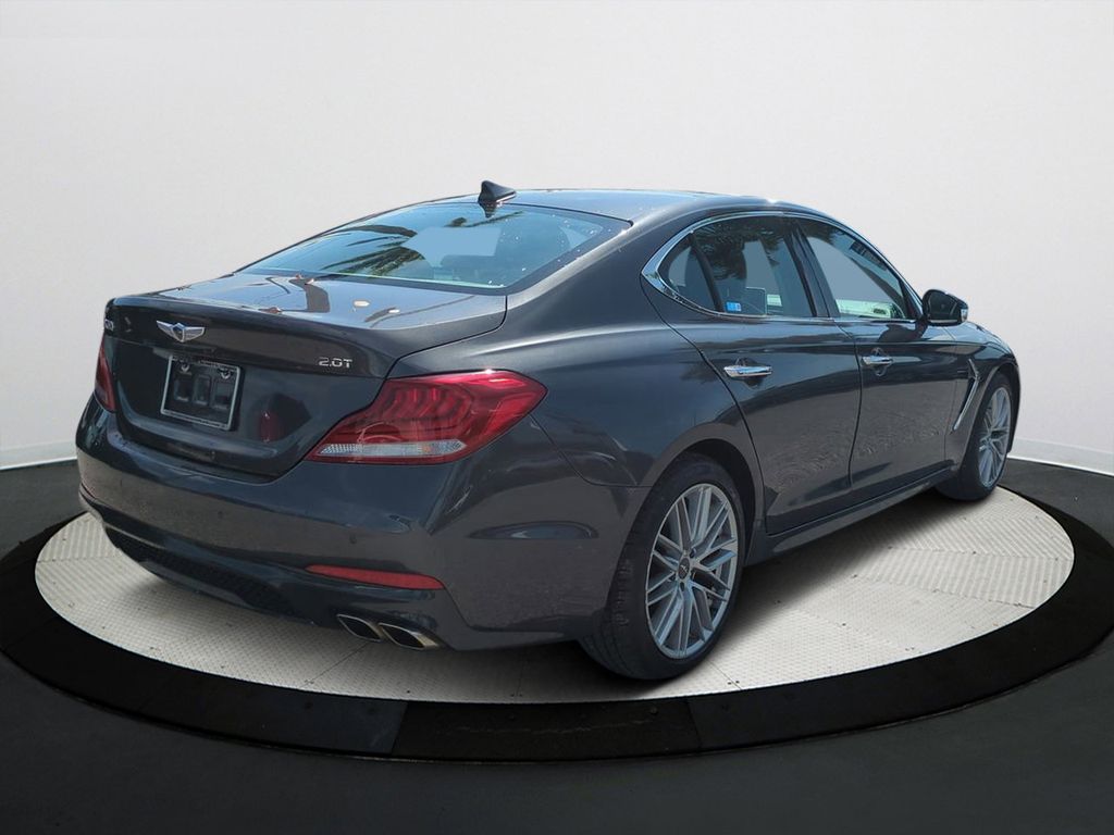2021 Genesis G70 2.0T photo 3