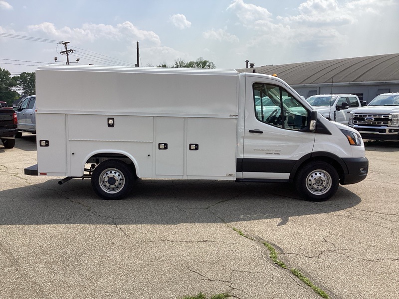 2024 Ford Transit photo 6