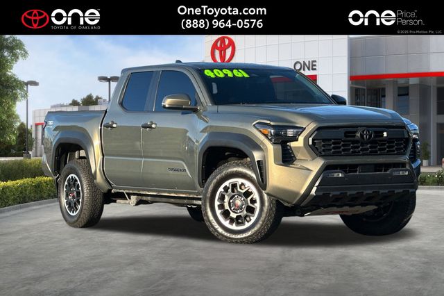 2024 Toyota Tacoma TRD Off Road's photo
