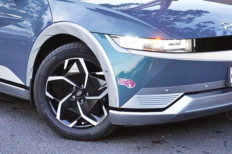 2024 Hyundai Ioniq 5 Limited photo 3