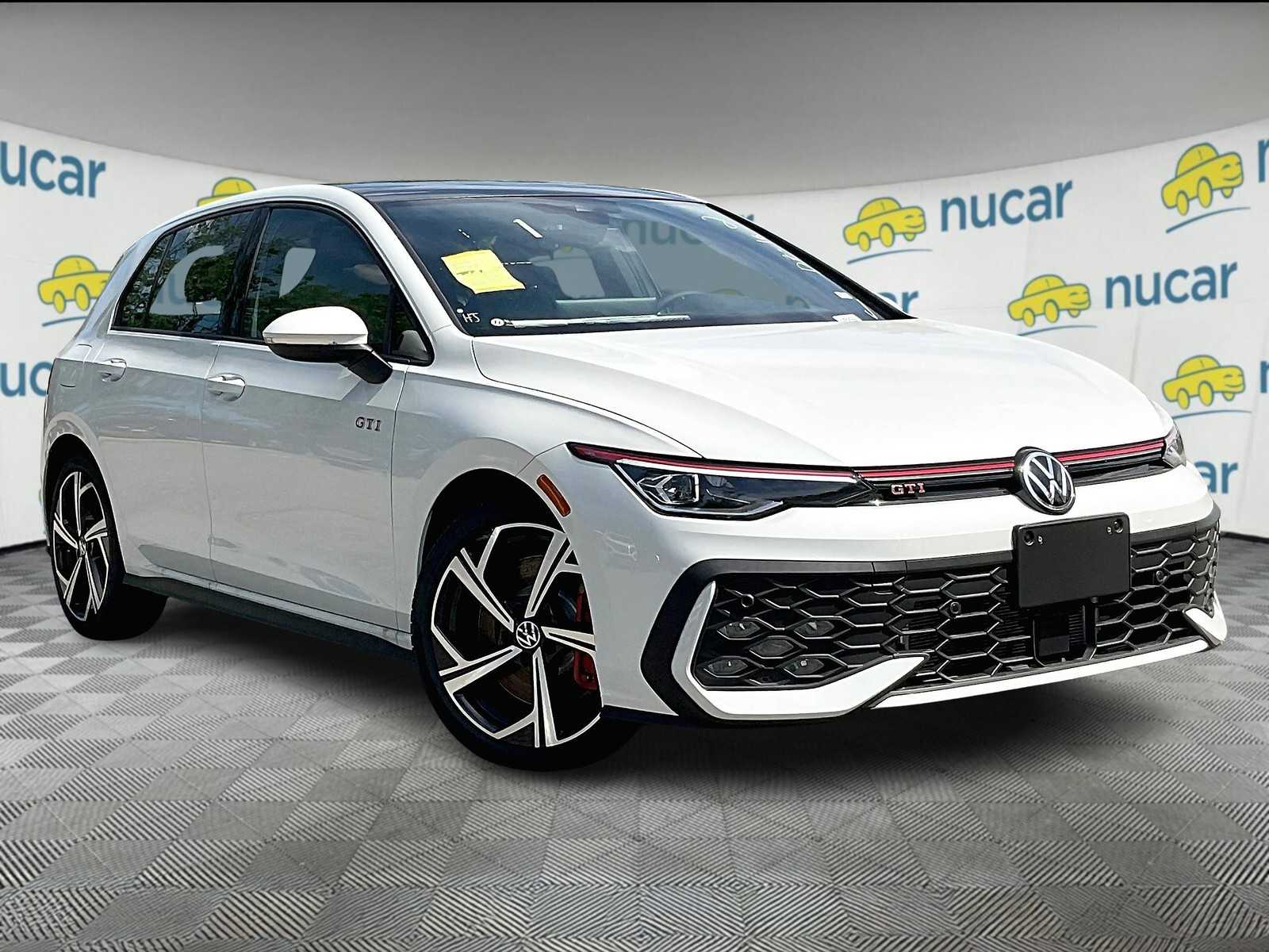 2025 Volkswagen Golf GTI SE's photo