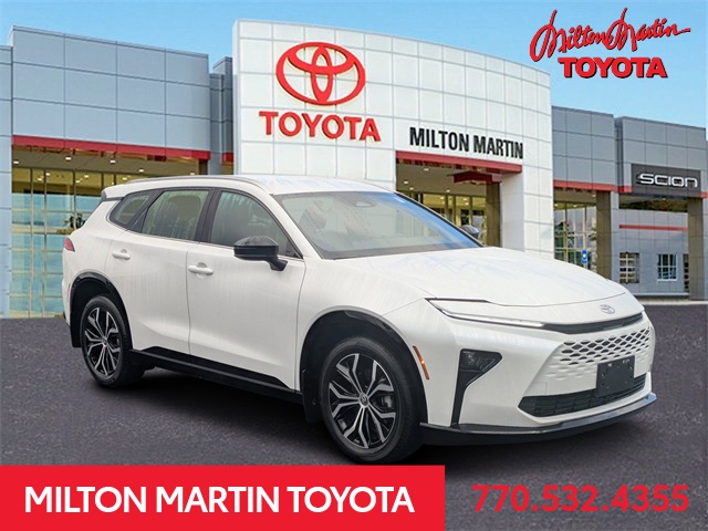 2025 Toyota Crown Signia XLE